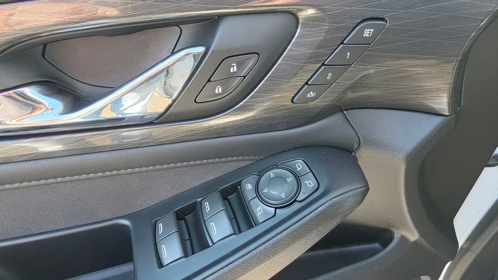 2023 Chevrolet Traverse High Country - Photo 23