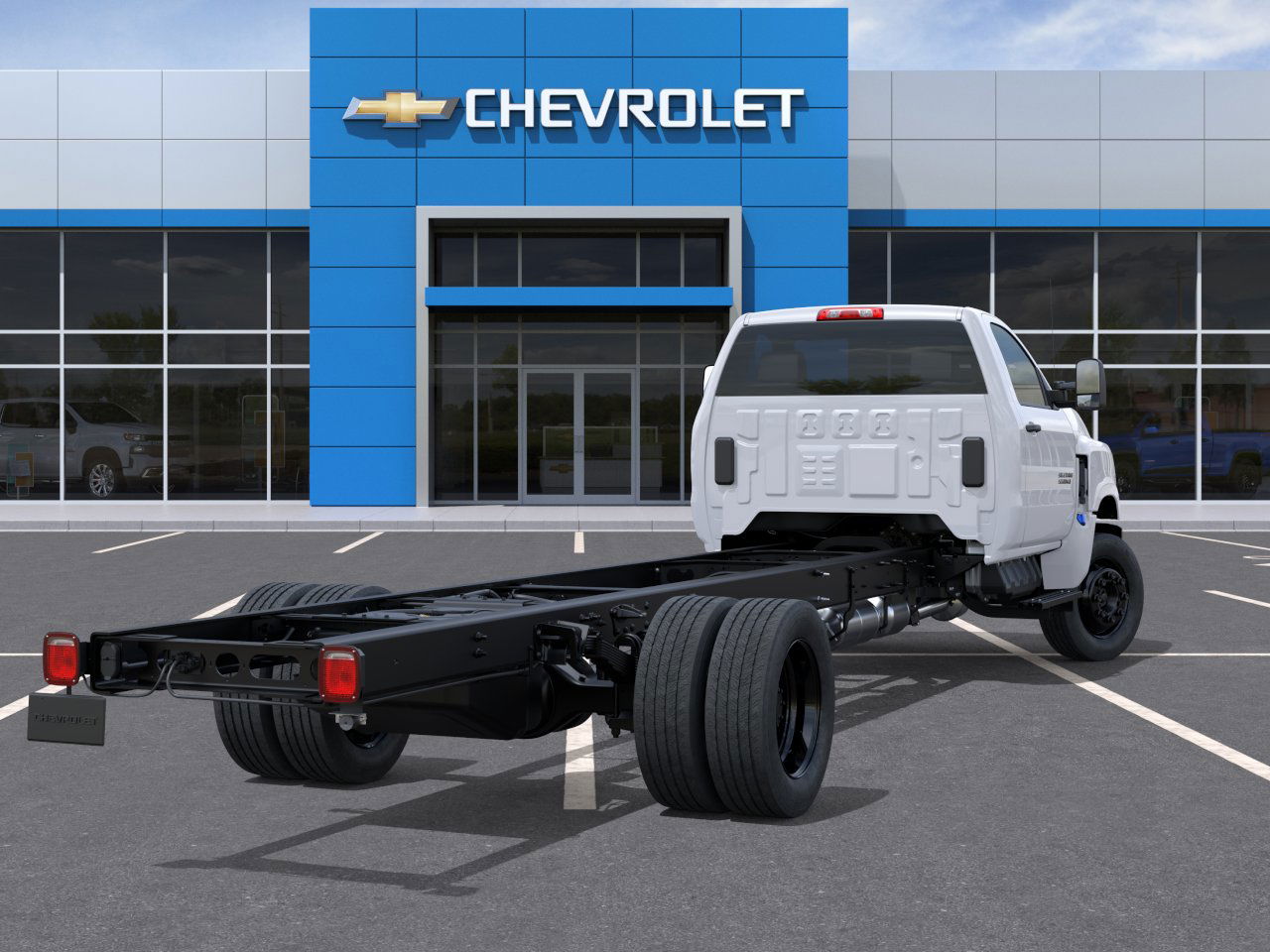 2025 Chevrolet Silverado 5500HD Work Truck photo 3