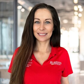 Staff member Carrie Bogart from ID_eaef53c5ef1b