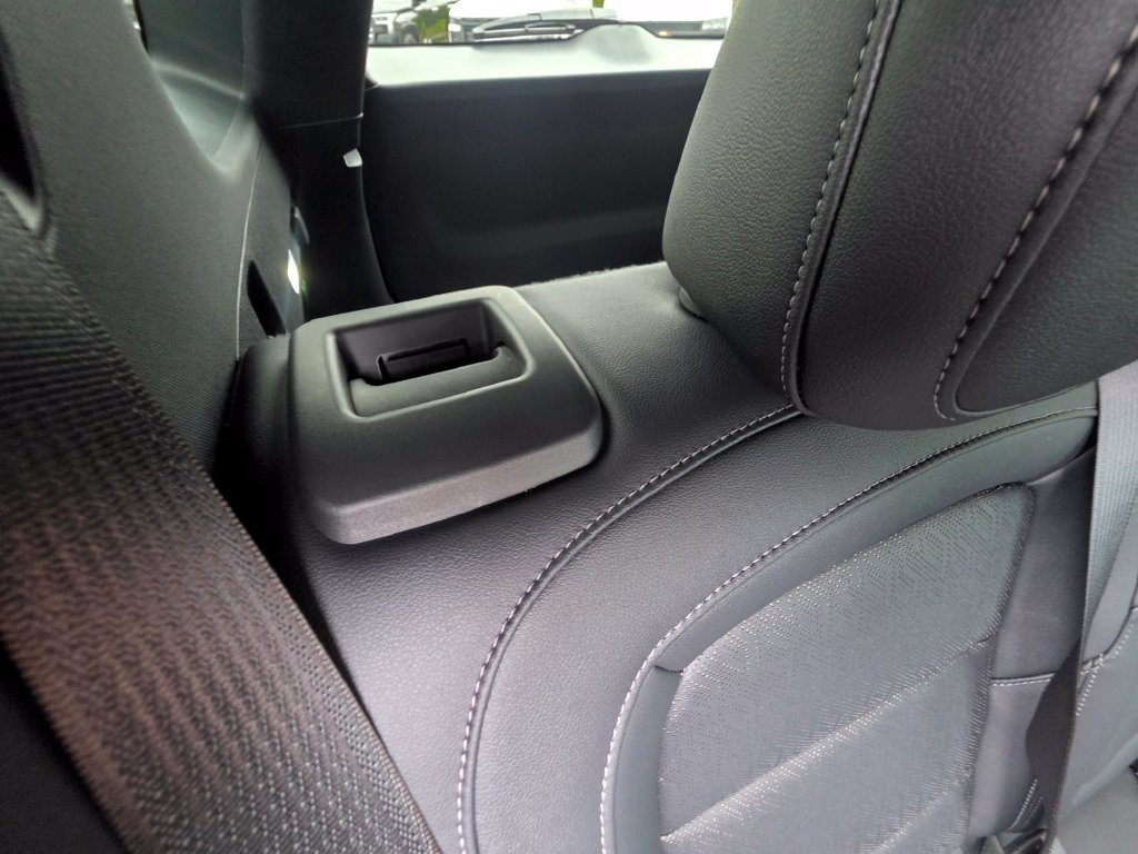 2027 Chevrolet Equinox LT - Photo 54