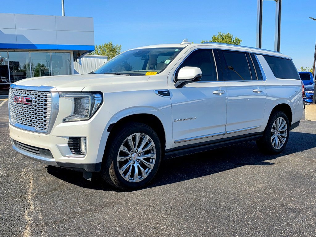 Used 2024 GMC Yukon XL Denali with VIN 1GKS2JKL0RR118224 for sale in Kansas City