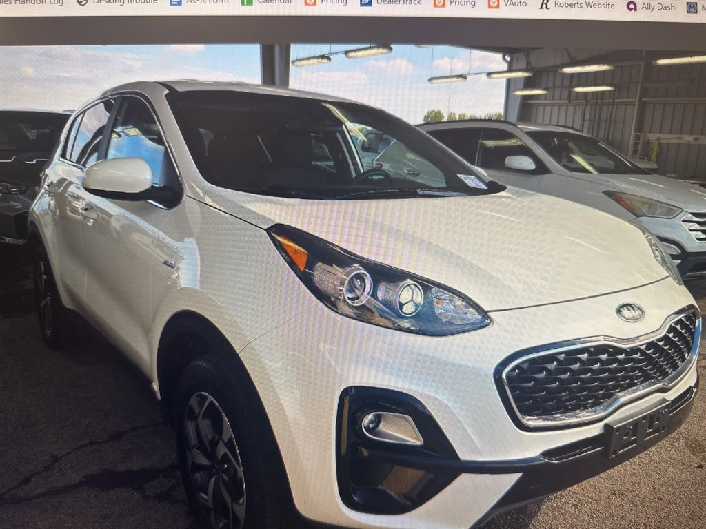2022 Kia Sportage LX Value Edition photo 3