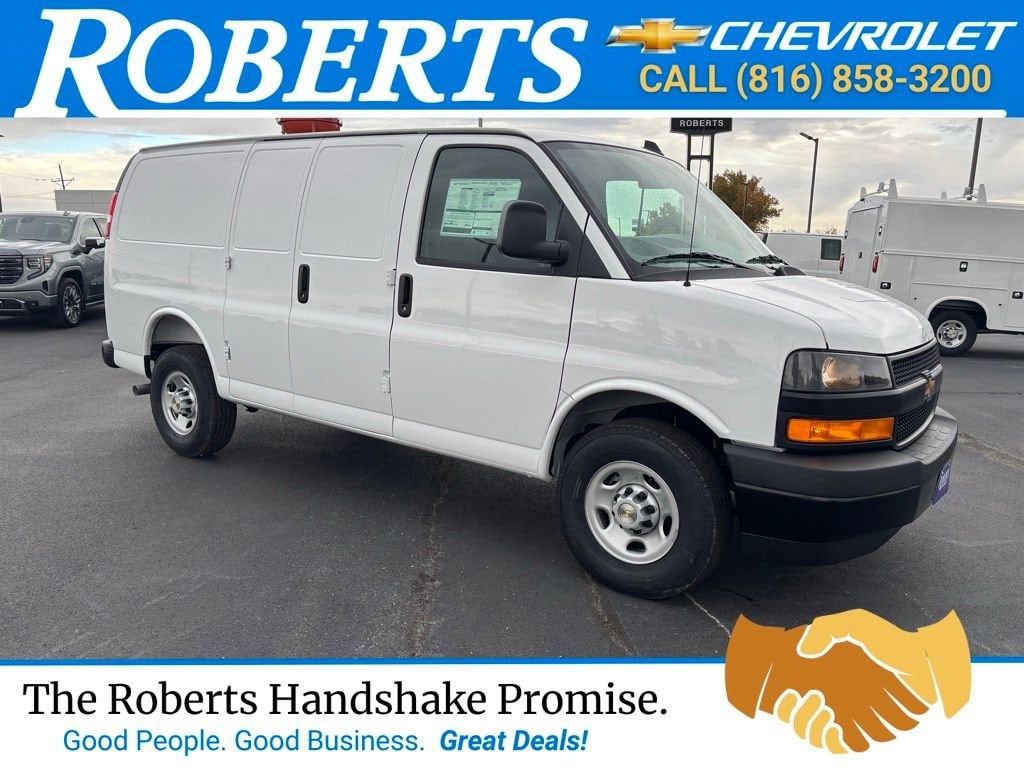 2025 Chevrolet Express 2500 Work Van HD's photo