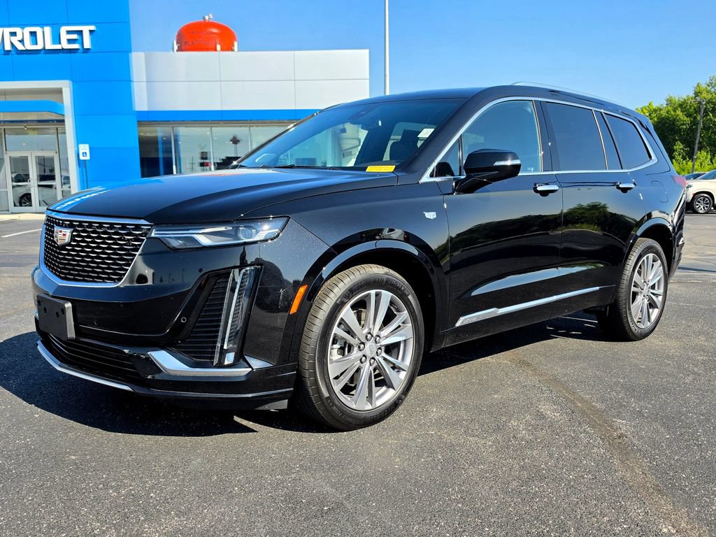 Used 2025 Cadillac XT6 Premium Luxury with VIN 1GYKPDRS8SZ118807 for sale in Kansas City