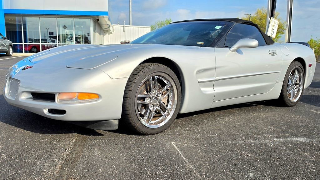 Used 2000 Chevrolet Corvette Base with VIN 1G1YY32G4Y5125968 for sale in Kansas City