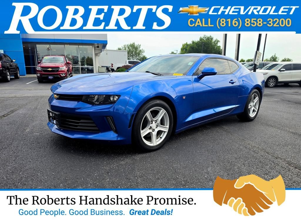 Used 2017 Chevrolet Camaro 1LT with VIN 1G1FB1RXXH0139910 for sale in Kansas City