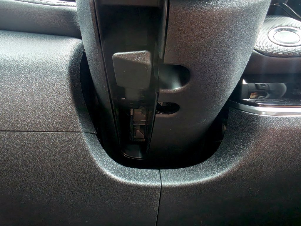 2027 Chevrolet Equinox LT - Photo 24