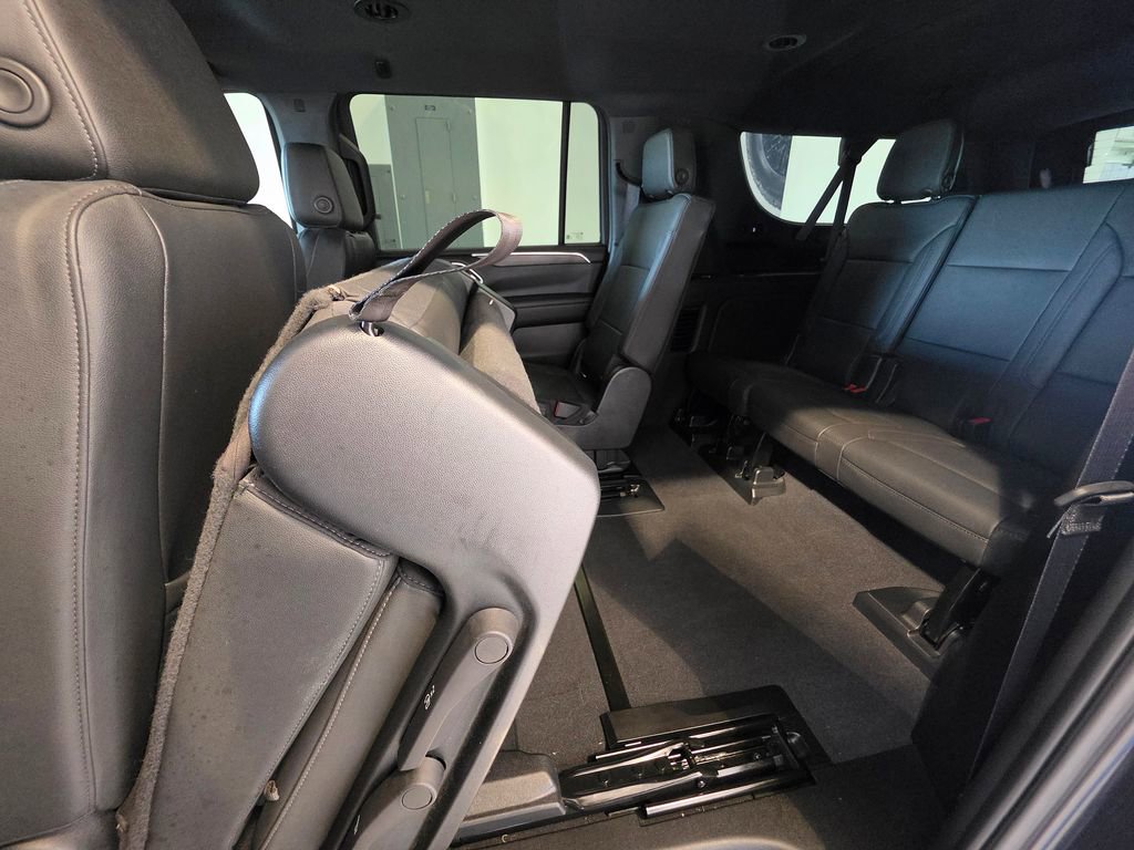 2022 Chevrolet Suburban LT - Photo 51