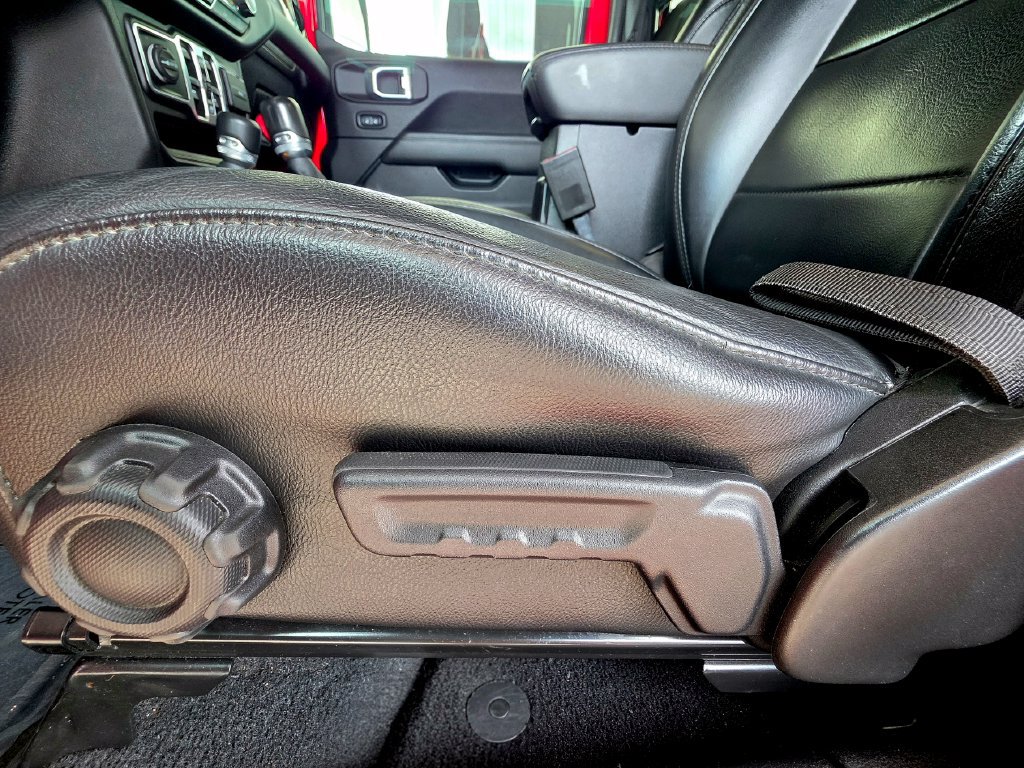 2021 Jeep Wrangler Unlimited Sahara Altitude - Photo 19