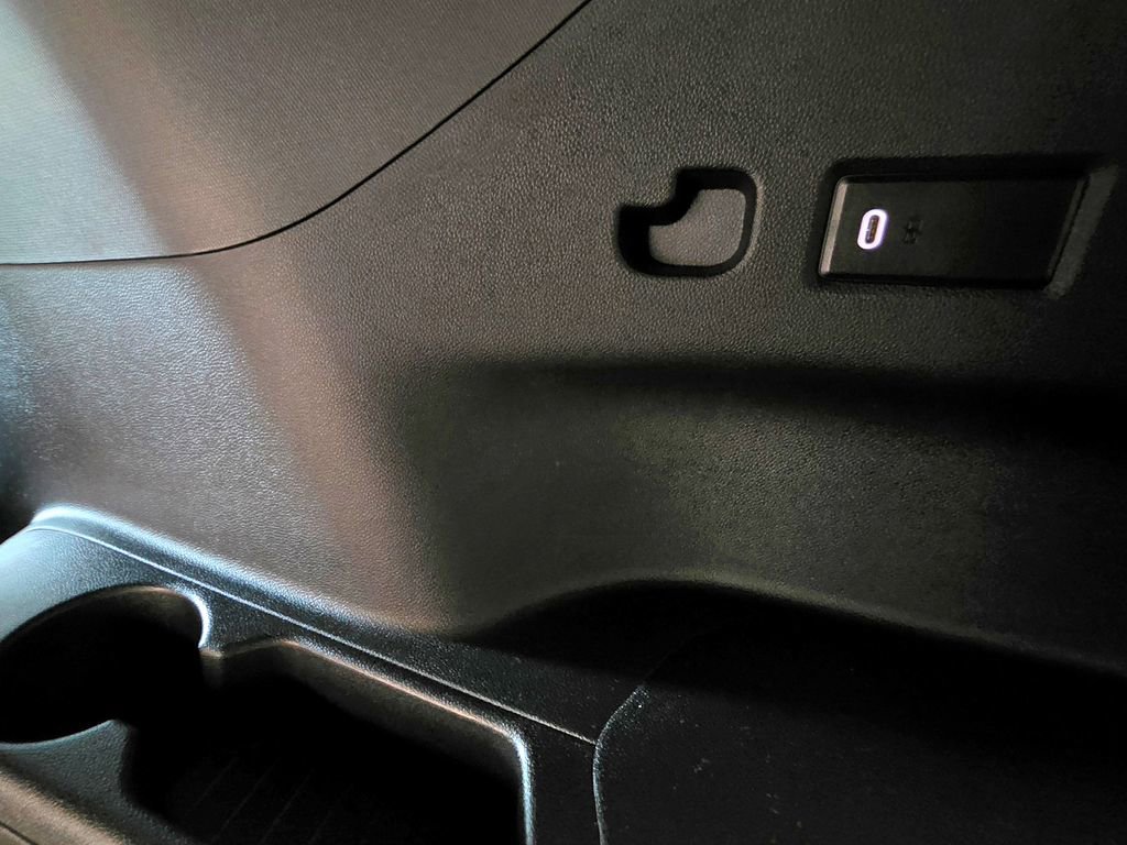 2022 Chevrolet Suburban LT - Photo 53