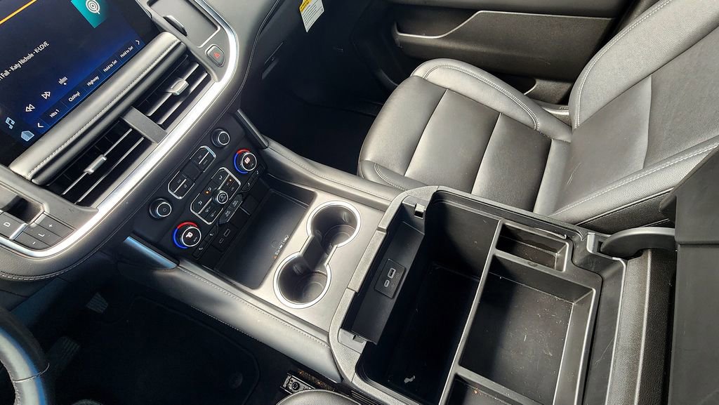 2022 Chevrolet Suburban LT - Photo 35