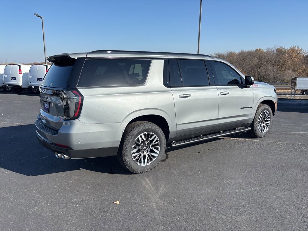 New 2026 Chevrolet Suburban Z71 SUV