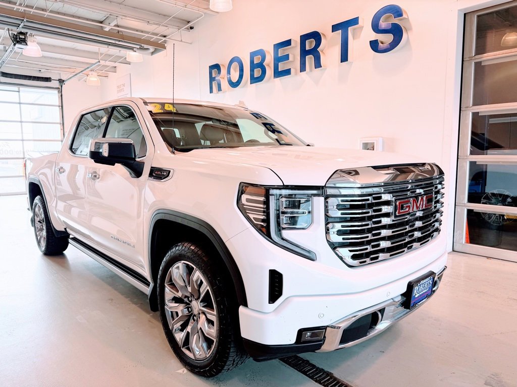 Used 2024 GMC Sierra 1500 Denali Denali with VIN 1GTUUGEL2RZ144112 for sale in Kansas City