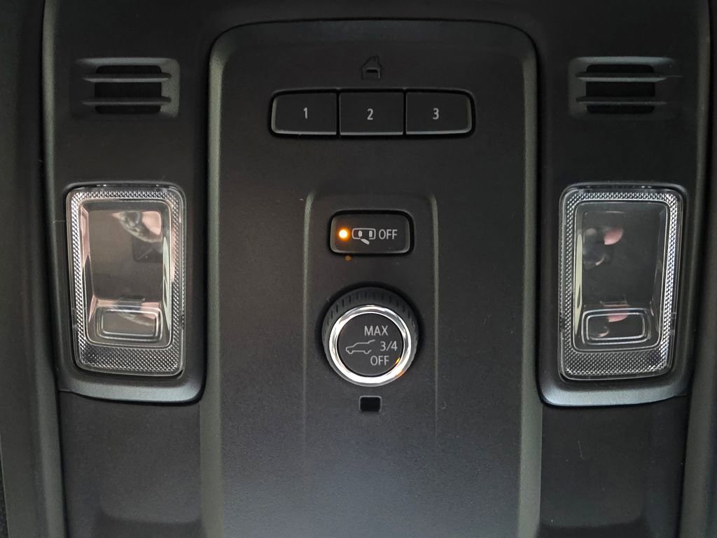 2022 Chevrolet Suburban LT - Photo 48