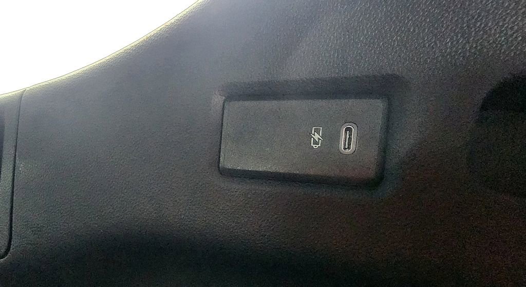 2022 Chevrolet Suburban LT - Photo 50