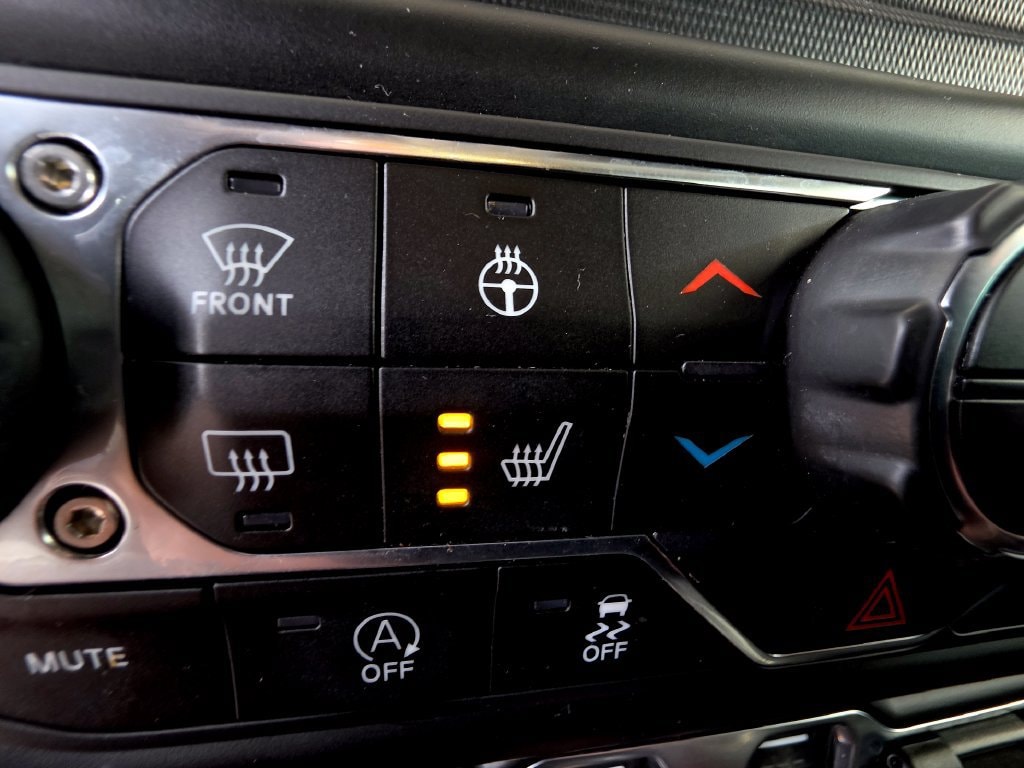 2021 Jeep Wrangler Unlimited Sahara Altitude - Photo 46