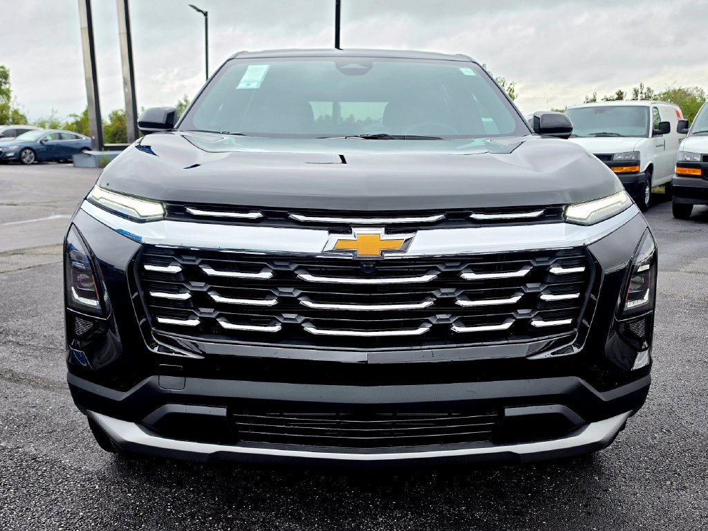 2027 Chevrolet Equinox LT - Photo 12