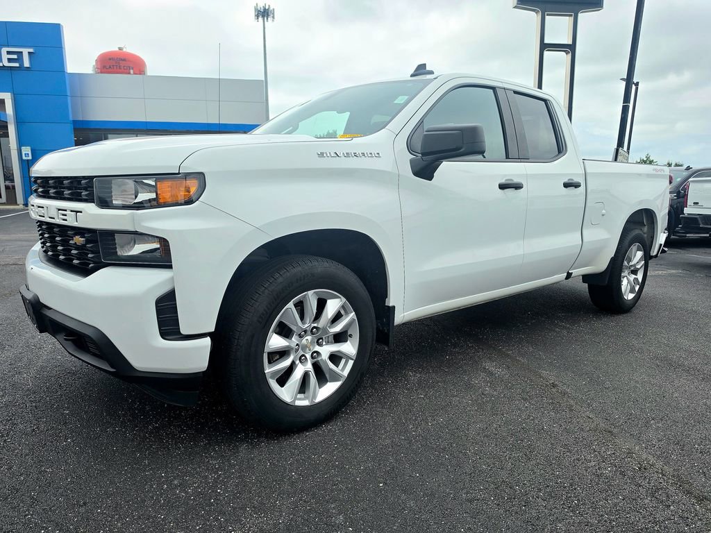 Used 2022 Chevrolet Silverado 1500 Limited Custom with VIN 1GCRYBEK1NZ110726 for sale in Kansas City