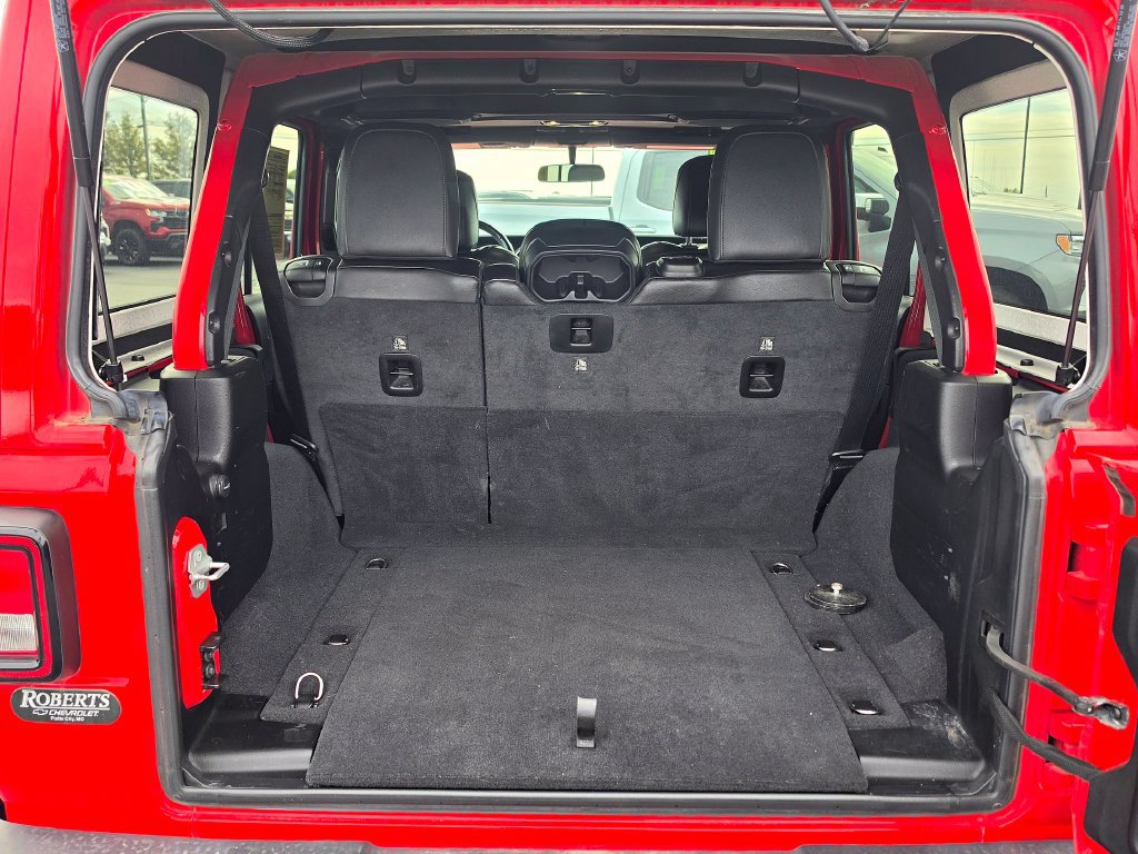 2021 Jeep Wrangler Unlimited Sahara Altitude - Photo 6