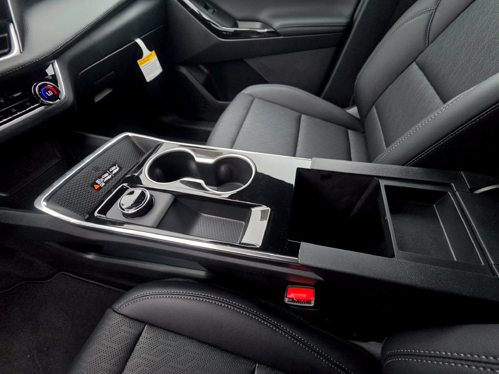 2027 Chevrolet Equinox LT - Photo 35