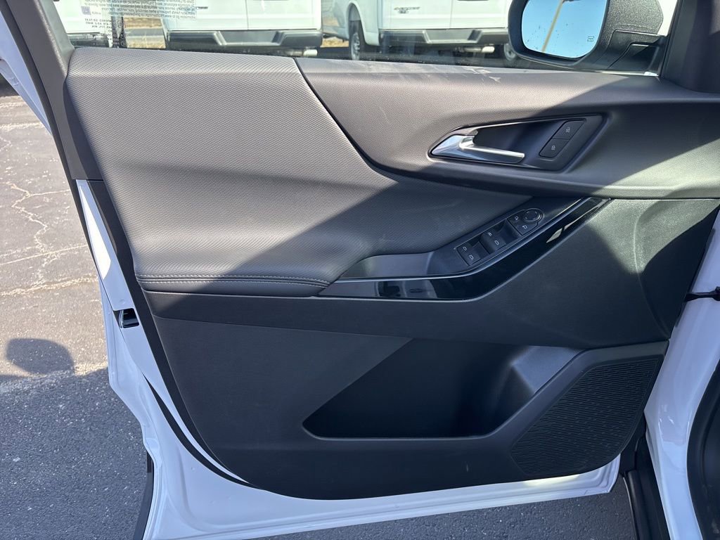 2026 Chevrolet Equinox LT - Photo 10