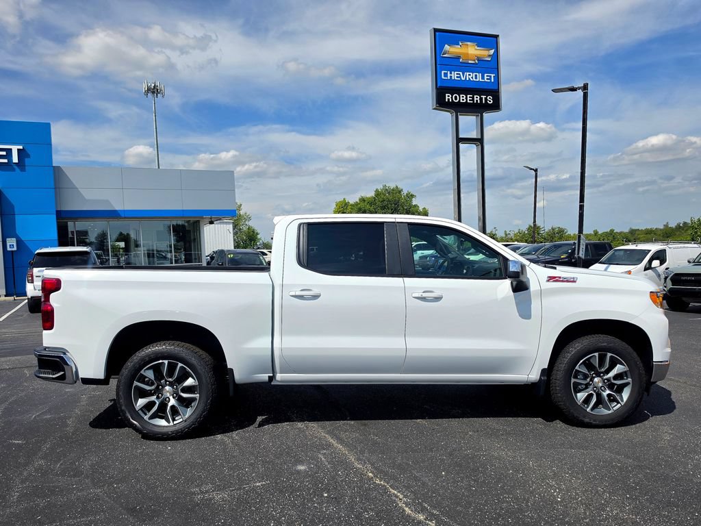 2026 Chevrolet Silverado 1500 LT - Photo 13