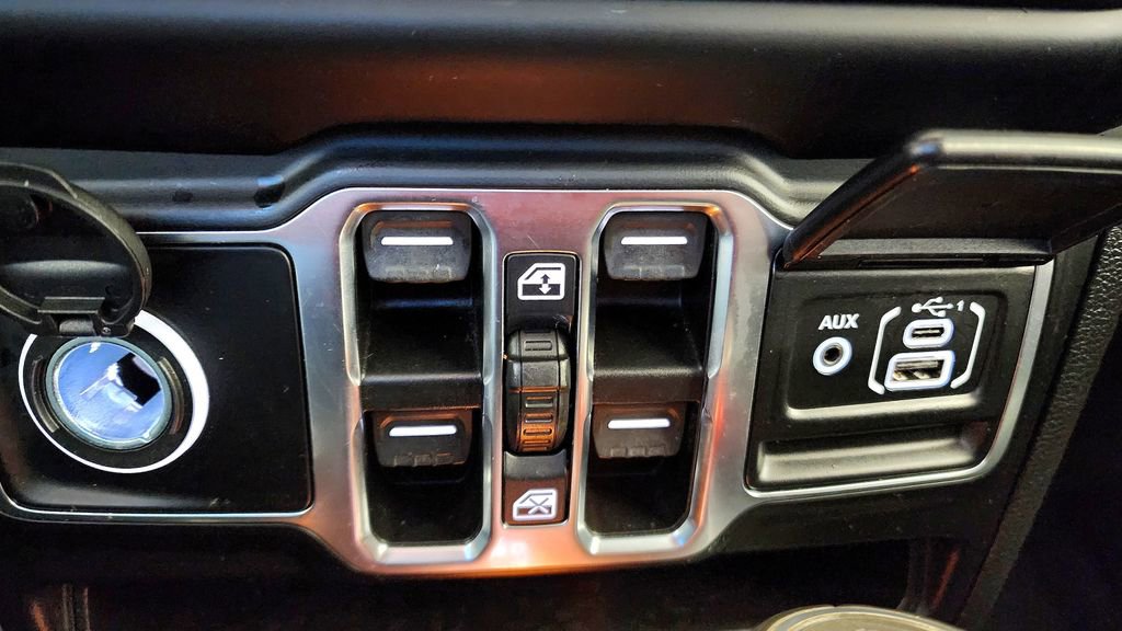 2021 Jeep Wrangler Unlimited Sahara Altitude - Photo 37