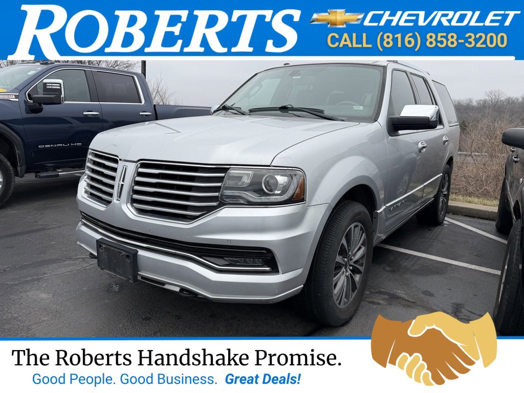 2015 Lincoln Navigator Base's photo