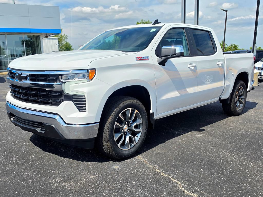 2026 Chevrolet Silverado 1500 LT - Photo 2