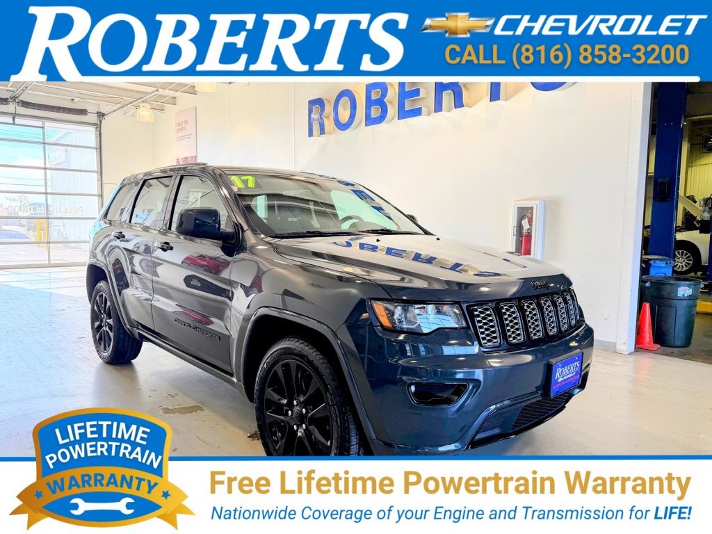 2017 Jeep Grand Cherokee Altitude's photo