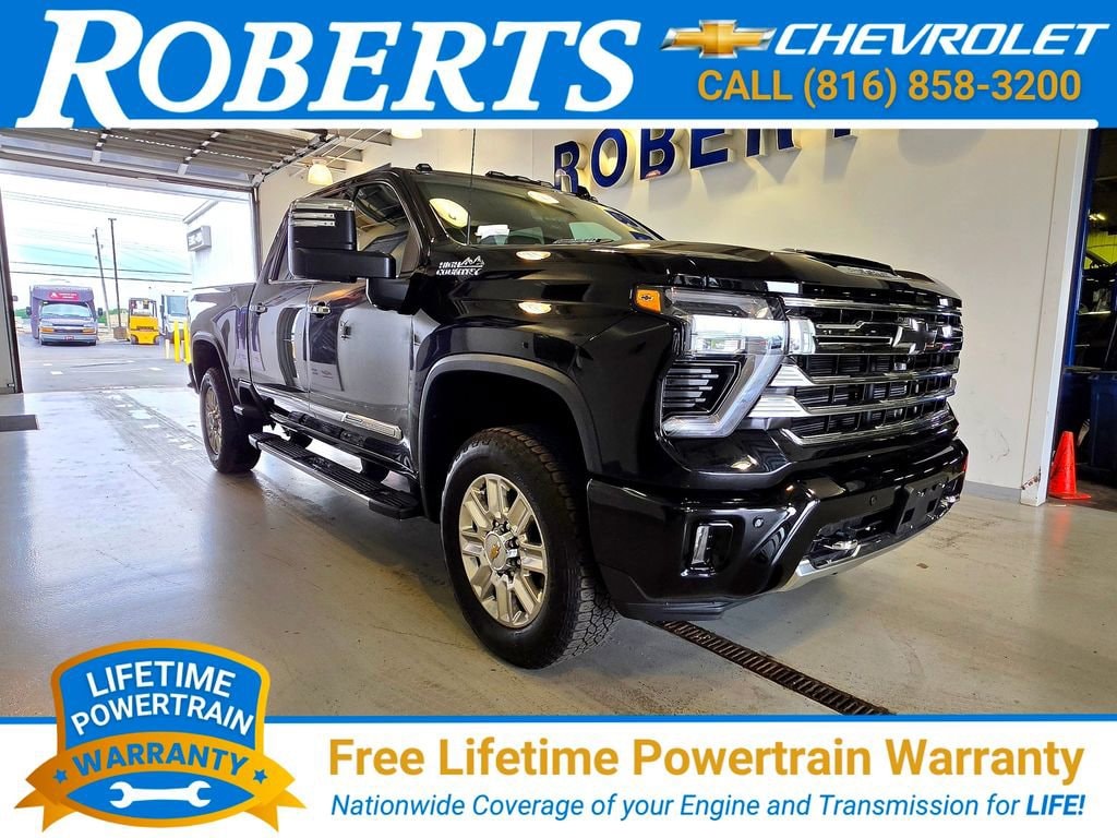 2024 Chevrolet Silverado HD High Country 4WD Crew Cab Standard Box's photo