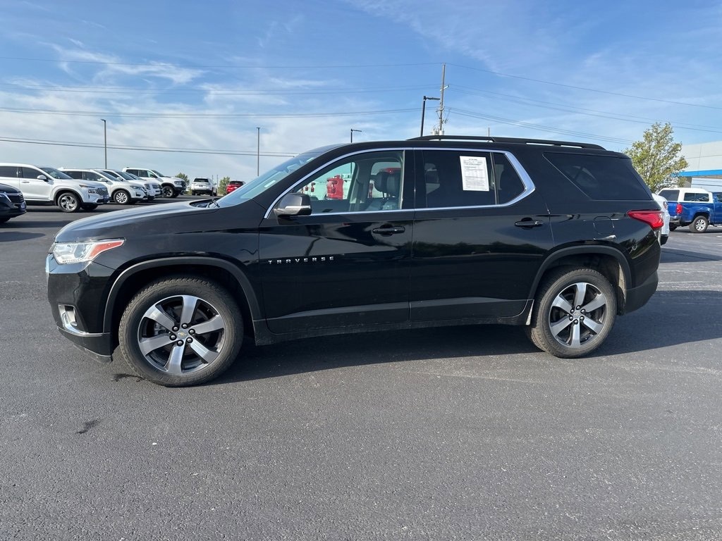 Used 2021 Chevrolet Traverse LT Leather SUV