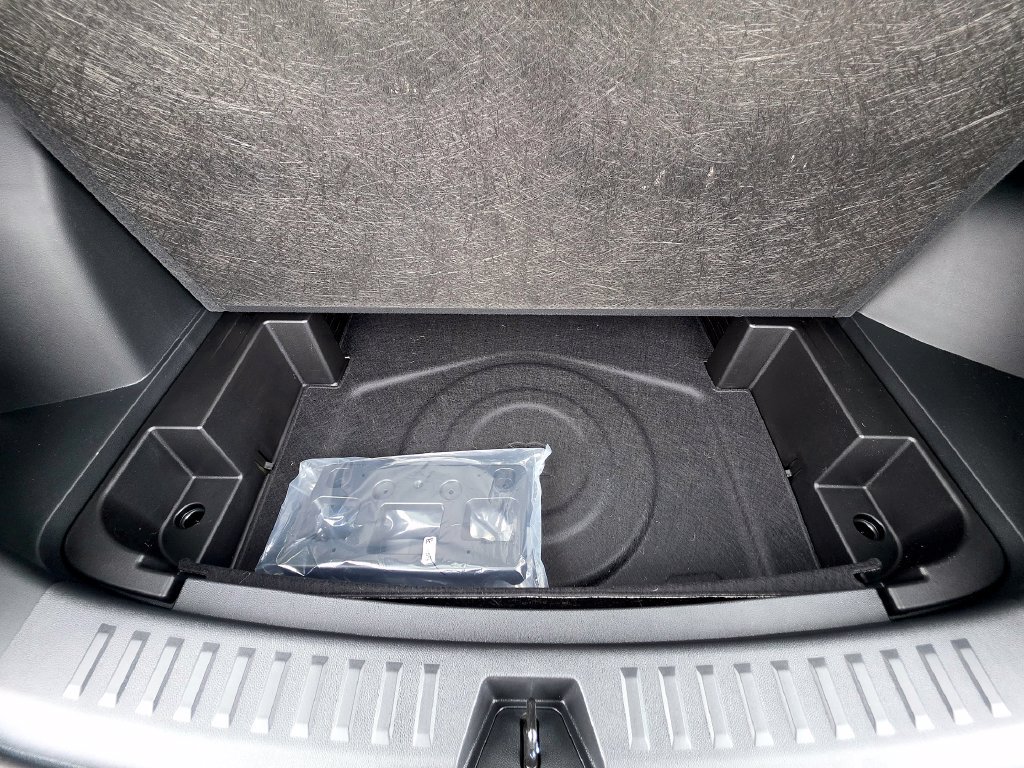2027 Chevrolet Equinox LT - Photo 7