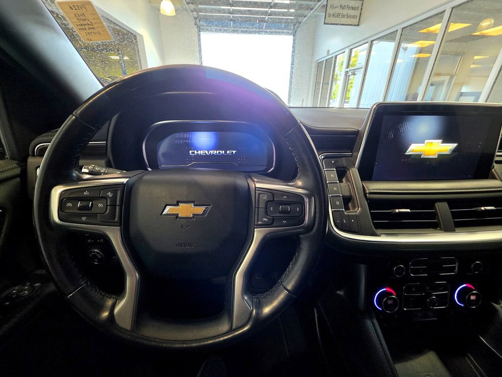 2022 Chevrolet Suburban LT - Photo 25