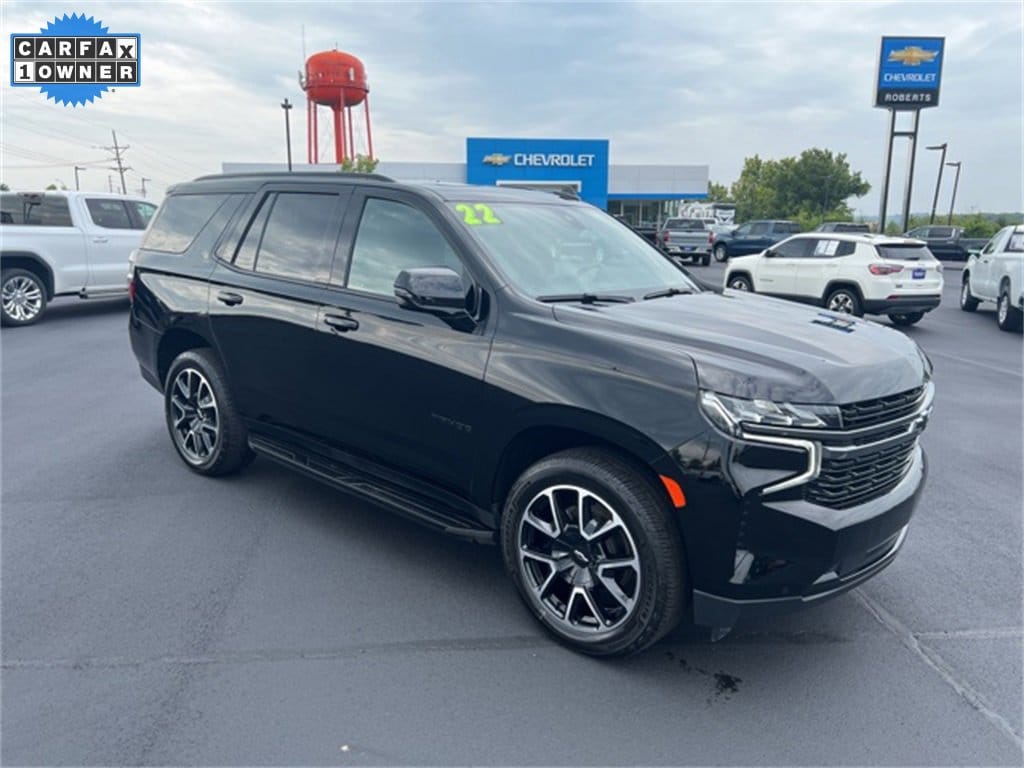 Used 2022 Chevrolet Tahoe RST with VIN 1GNSKRKD3NR101261 for sale in Kansas City
