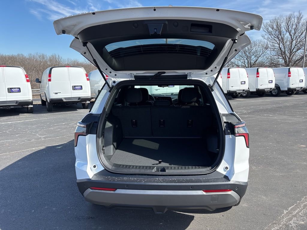 2026 Chevrolet Equinox LT - Photo 37