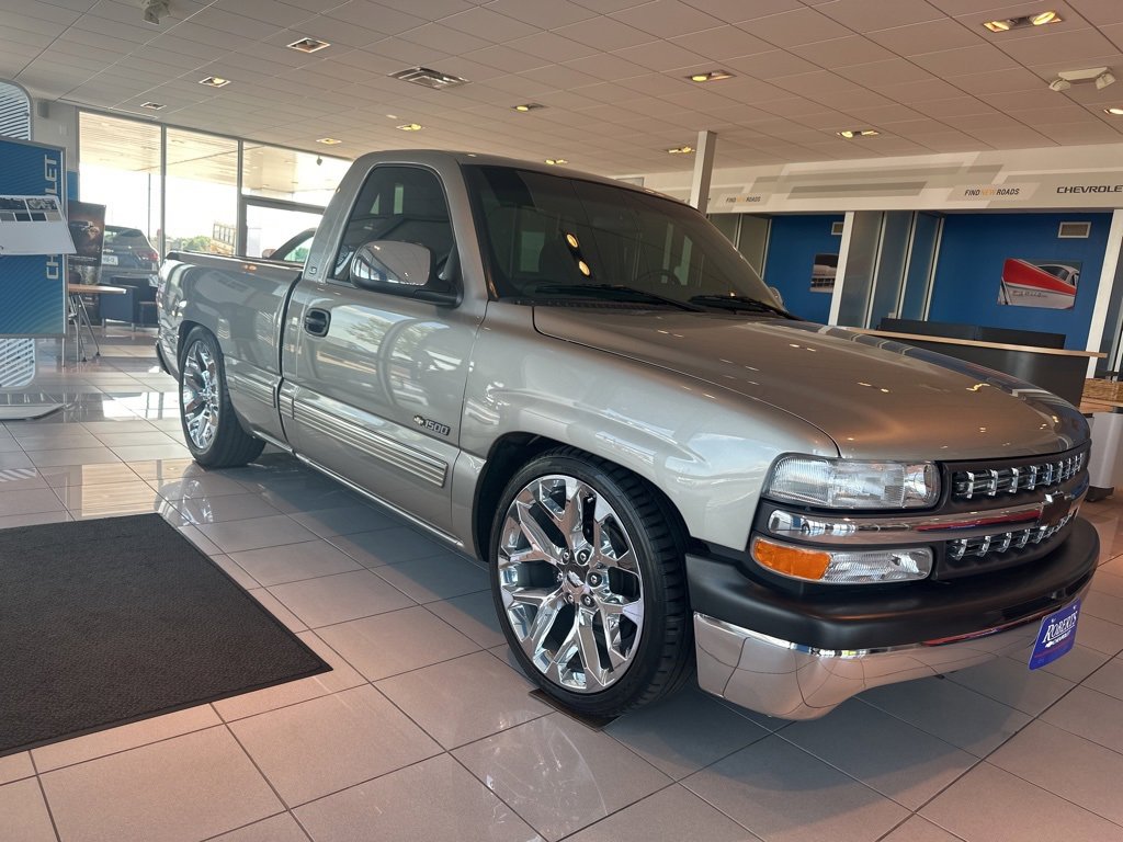 Used 1999 Chevrolet Silverado LS with VIN 1GCEC14T5XZ115545 for sale in Kansas City