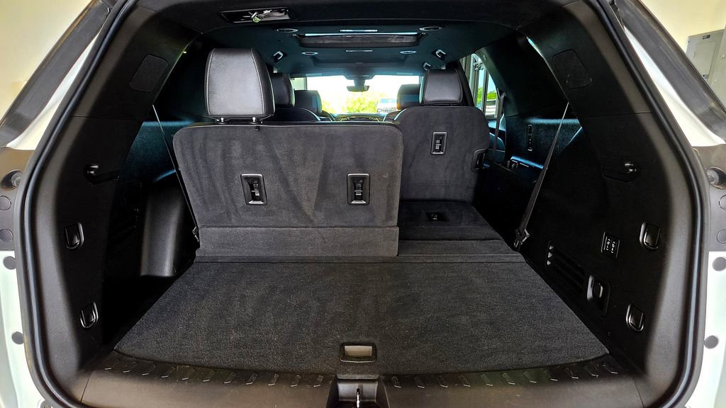 2023 Chevrolet Traverse High Country - Photo 14