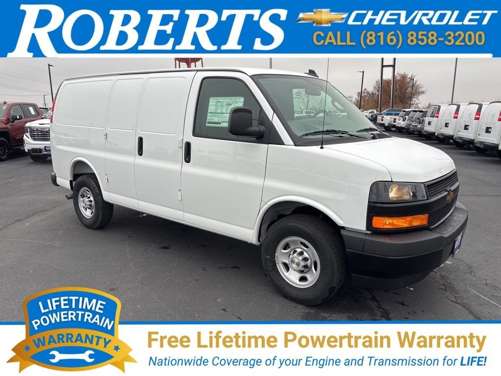 2025 Chevrolet Express 2500 Work Van HD's photo