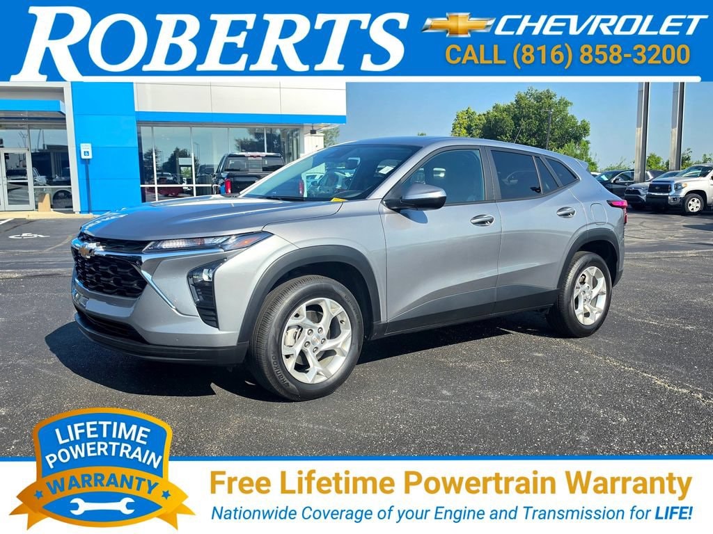 Used 2024 Chevrolet Trax LS with VIN KL77LFE2XRC092374 for sale in Kansas City