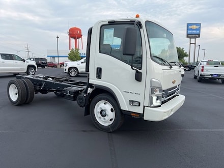 2024 Chevrolet Low Cab Forward 5500 XG Truck