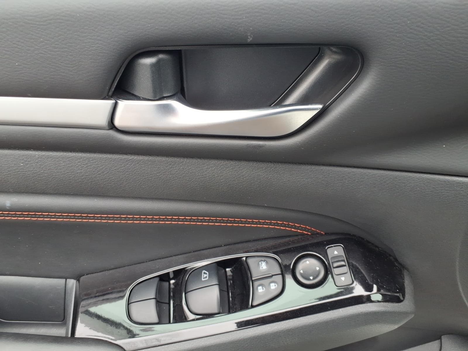 2023 Nissan Altima SR - Photo 21
