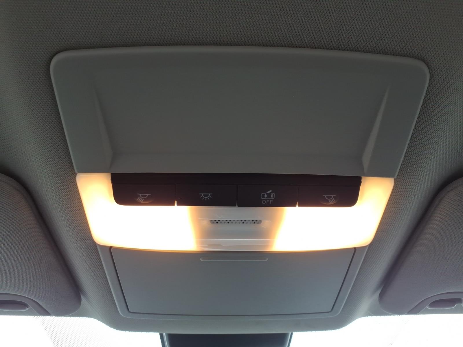 2023 Nissan Altima SR - Photo 15
