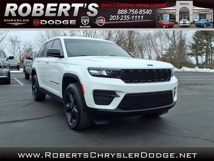 2023 Jeep Grand Cherokee Laredo SUV