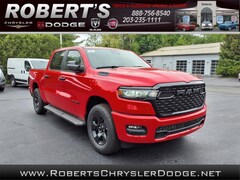 2025 Ram 1500 TRADESMAN CREW CAB 4X4 5'7 BOX Pickup