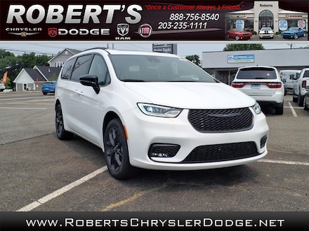 2026 Chrysler Pacifica LIMITED AWD Passenger Van