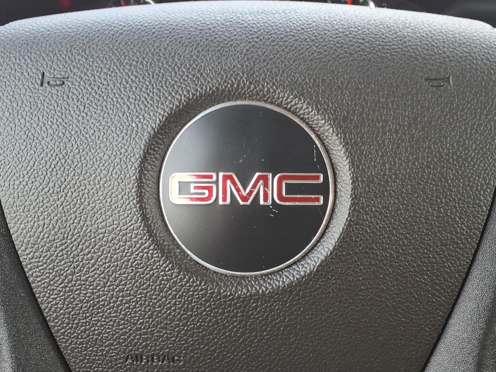 2023 GMC Savana Cargo Work Van - Photo 13
