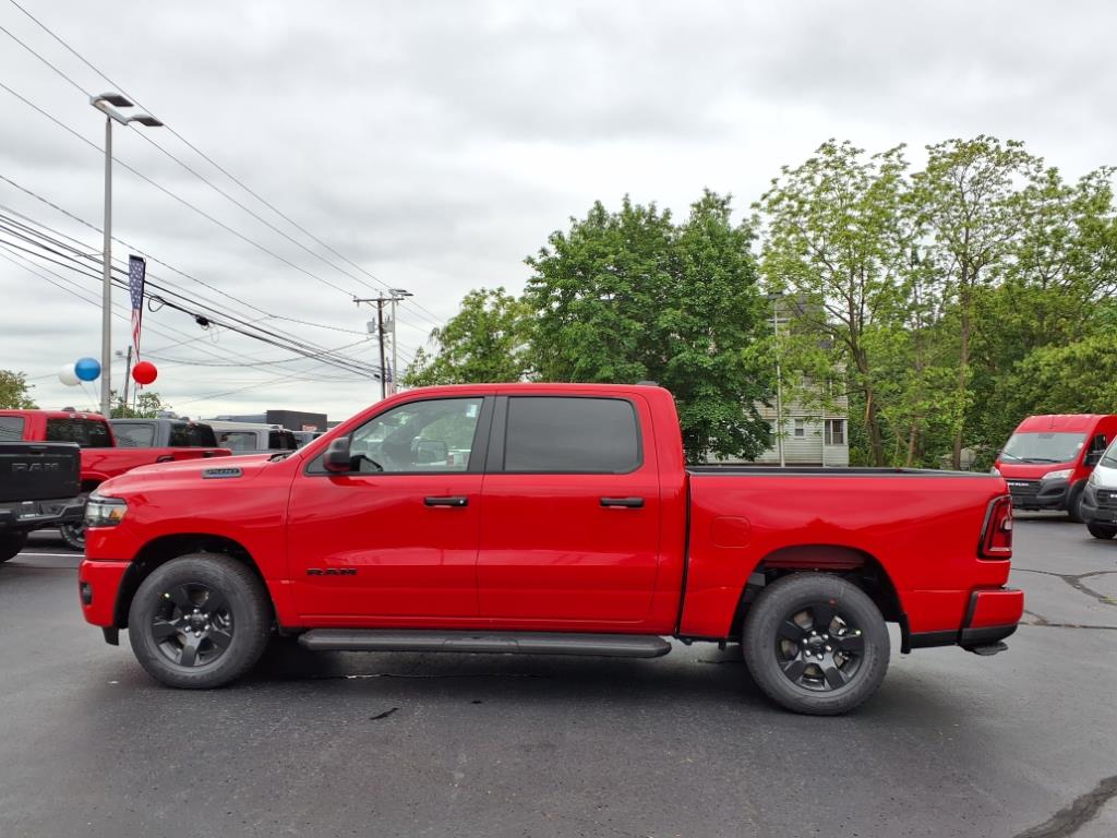 2025 Ram 1500 Tradesman photo 4