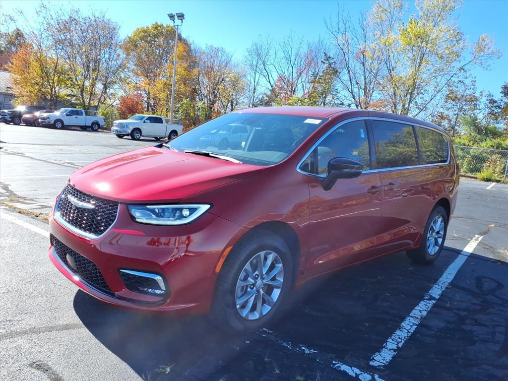 New 2026 Chrysler Pacifica SELECT AWD Passenger Van