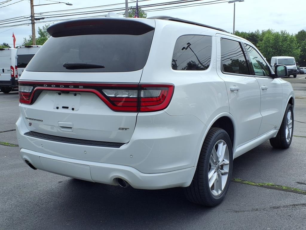 2022 Dodge Durango GT Plus photo 3
